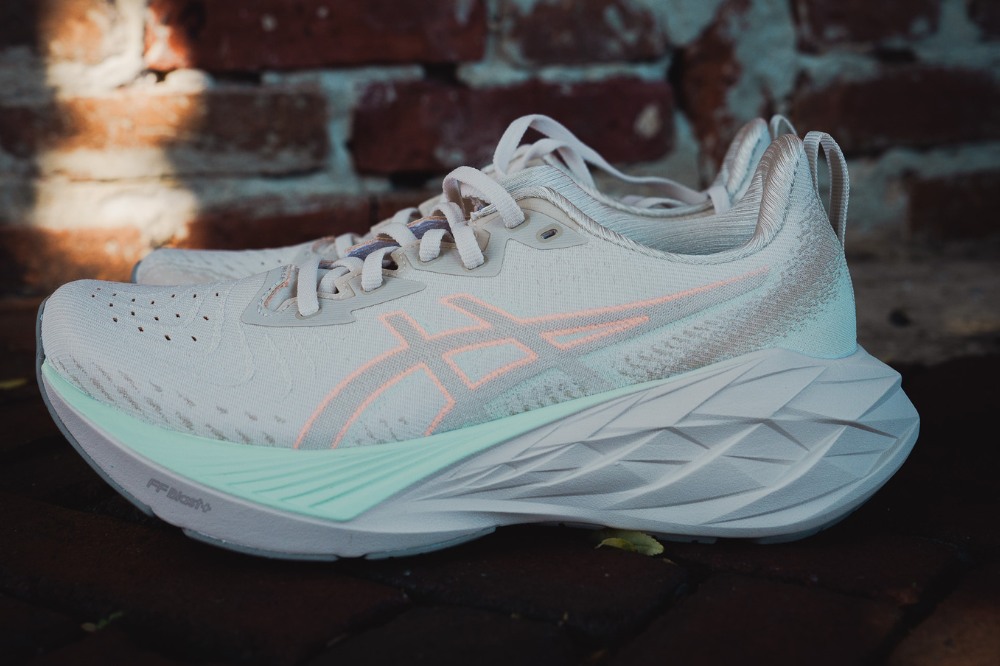 ASICS Novablast 3 Designer First Look  More Cushion, More Bounce, Less  Weight! 