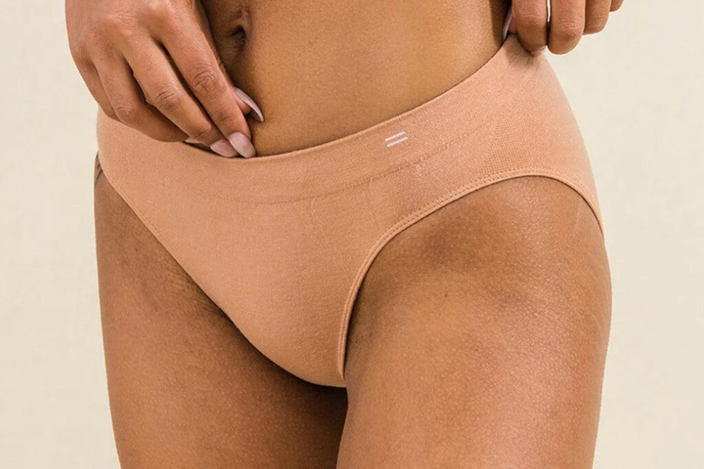 Branwyn Essential Thong Review - The Trek