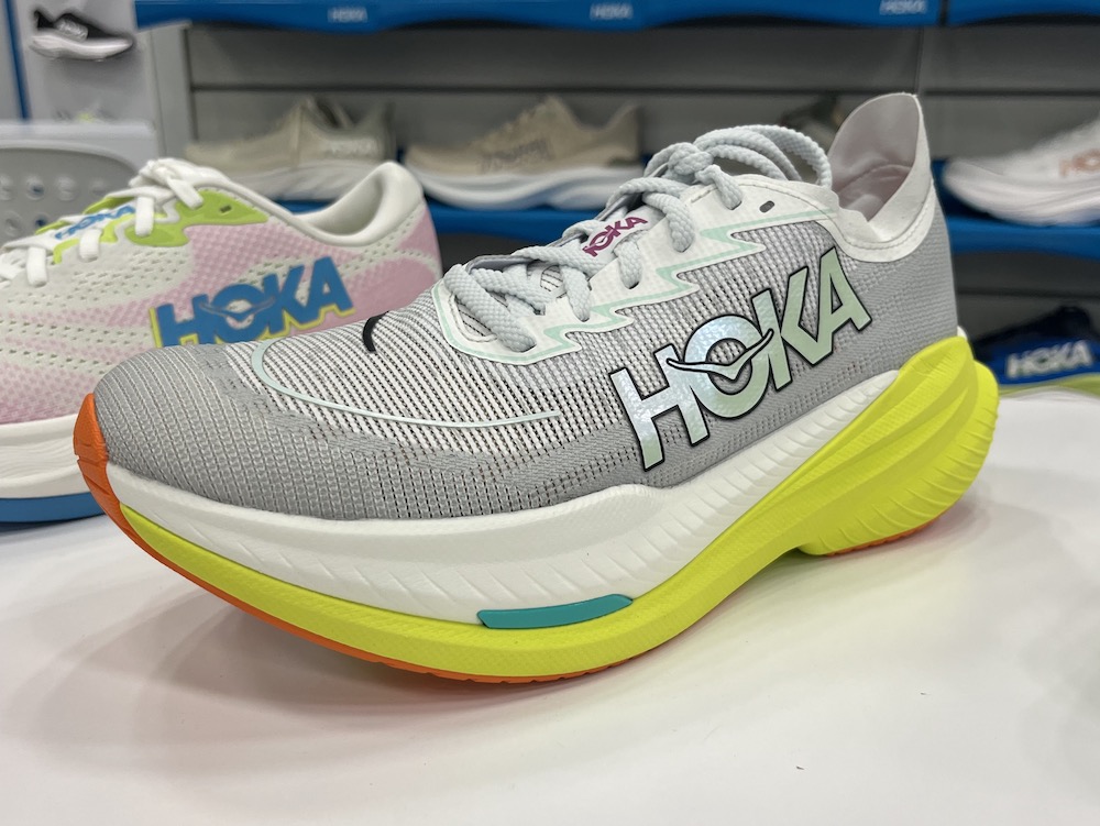 hoka mach x 2