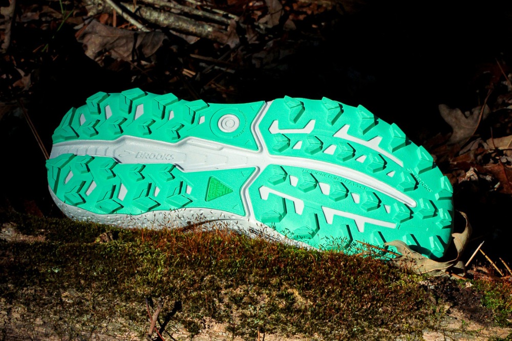 brooks caldera 7 - outsole green