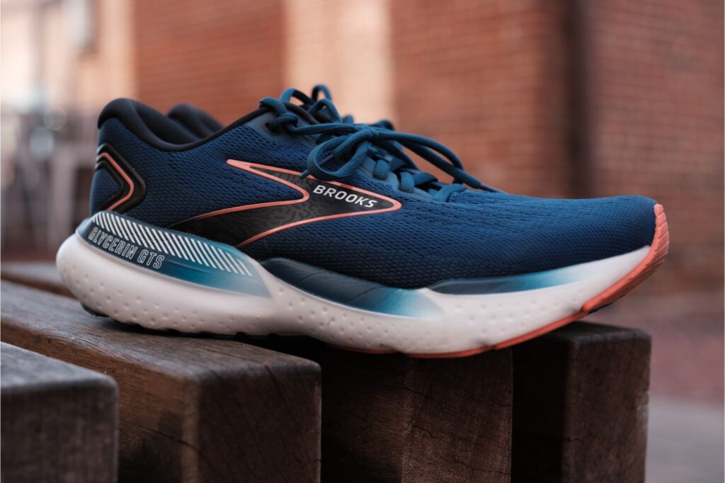 Brooks Levitate Stealthfit 5 & GTS Performance Review - Believe in the Run