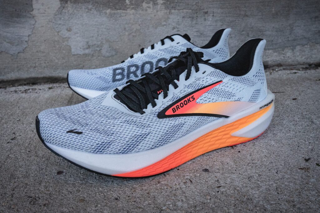 brooks hyperion 2 - feature