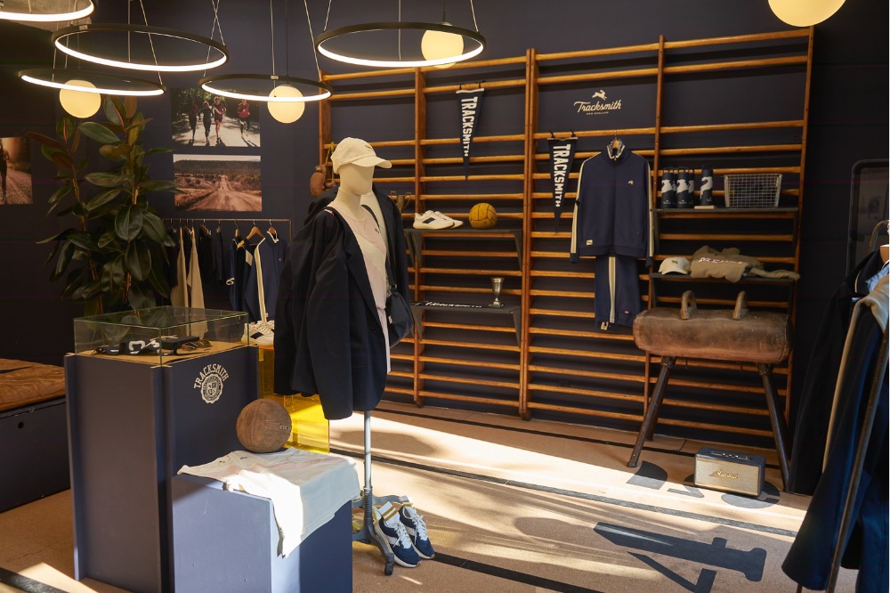 tracksmith - federation popup