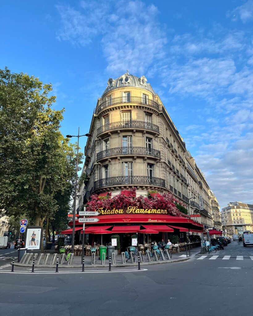 paris 2024 - cafe