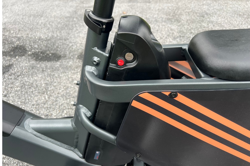 engwe le20 cargo bike - power button