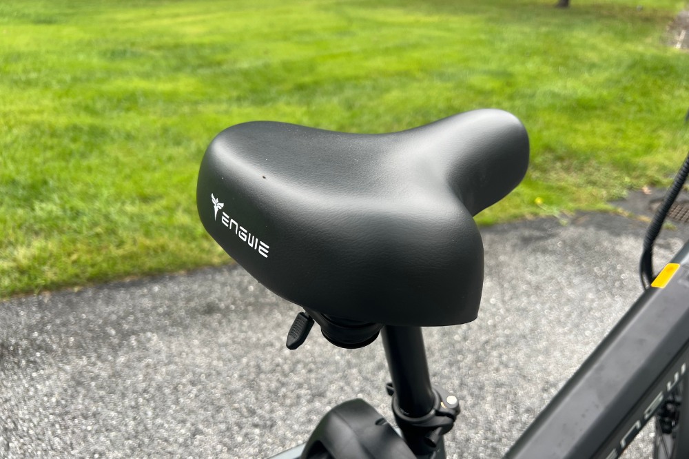 engwe le20 cargo bike - seat