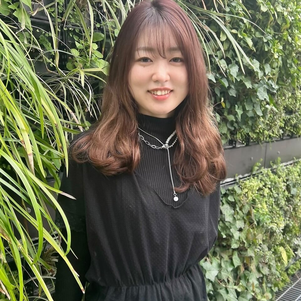 erika/丸の内mallow/名古屋美容師/ヘアセット/オリーブベージュ/韓国レイヤーカットのプロフィール写真