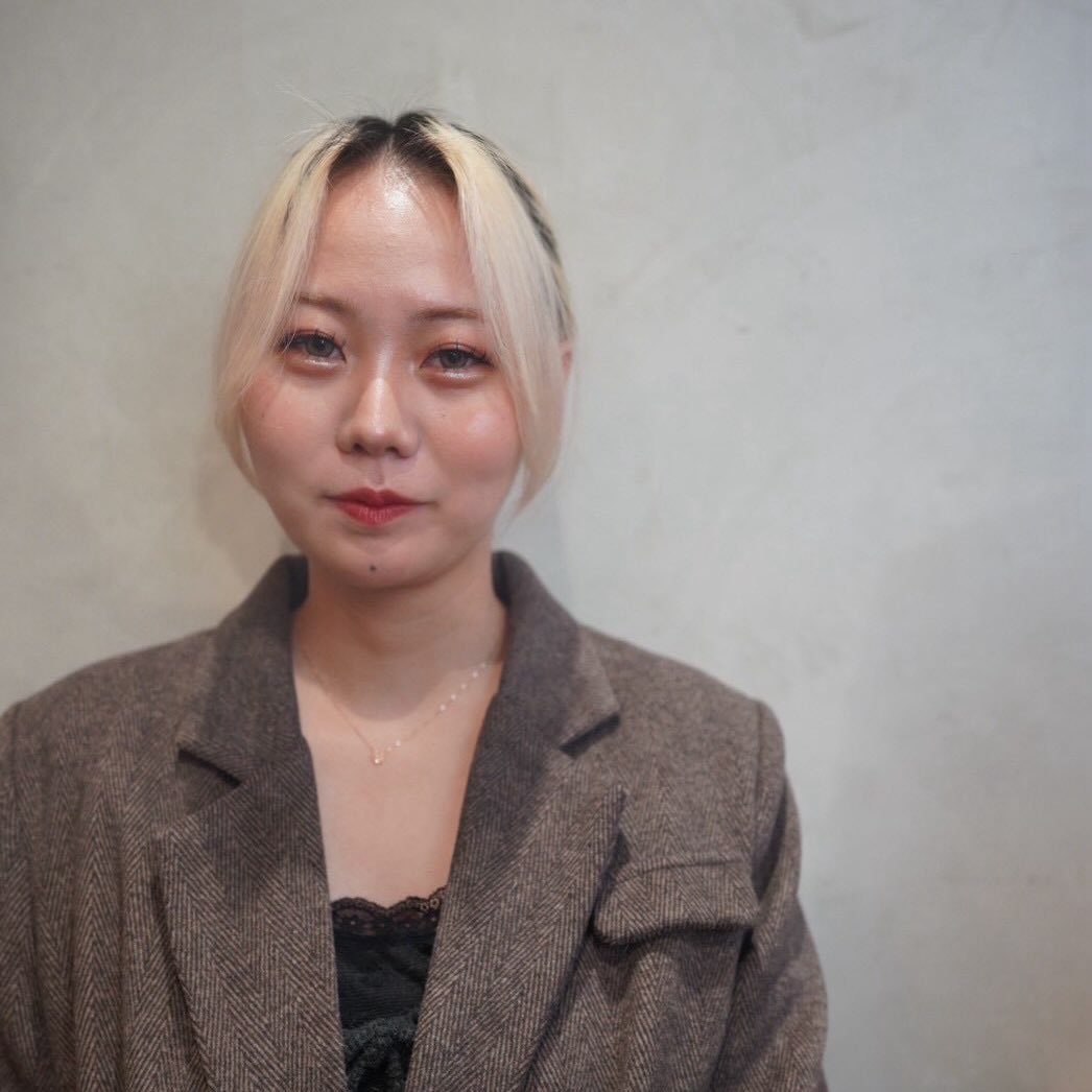 センターパート/メンズ曲がる縮毛矯正/横浜/坂本ひなたのプロフィール写真