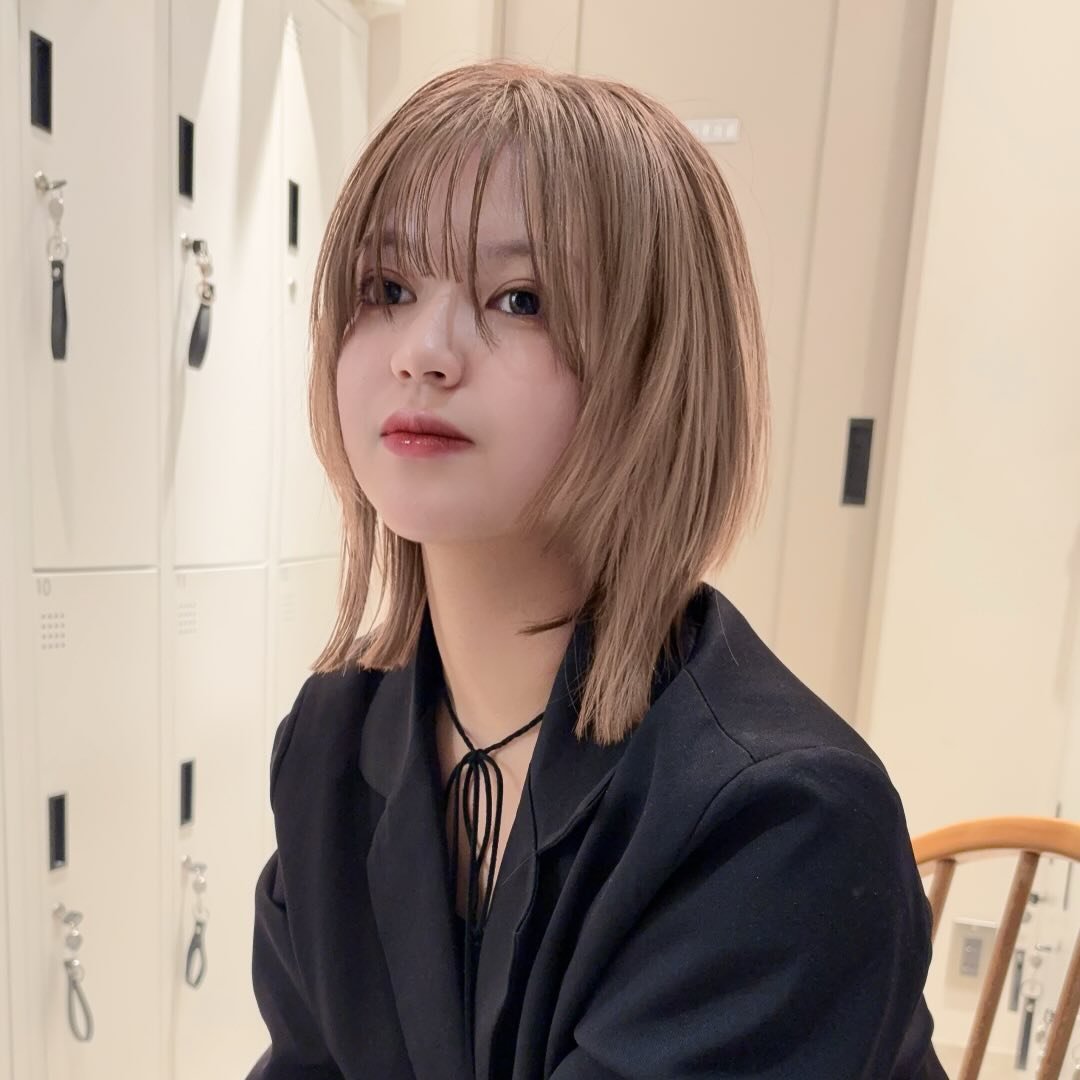 ボブパーマ特化美容師|顔周り似合わせカット|池袋|あらかきももかのプロフィール写真