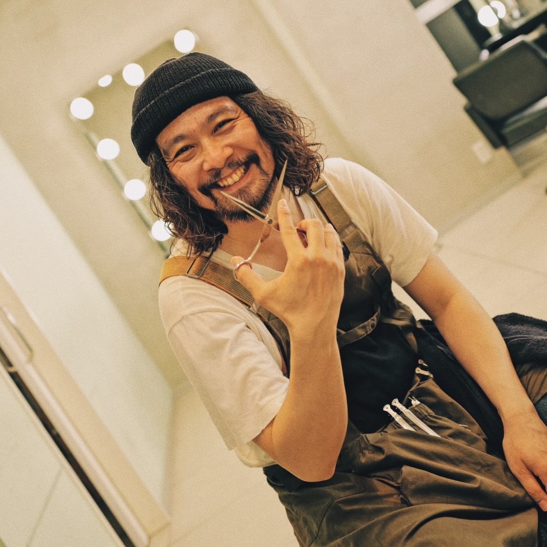 MORIYOSHI/SHACHU/サロンディレクター/渋谷/ハイトーン/透明感カラー/プラチナプログラミング/顔周りレイヤーのプロフィール写真