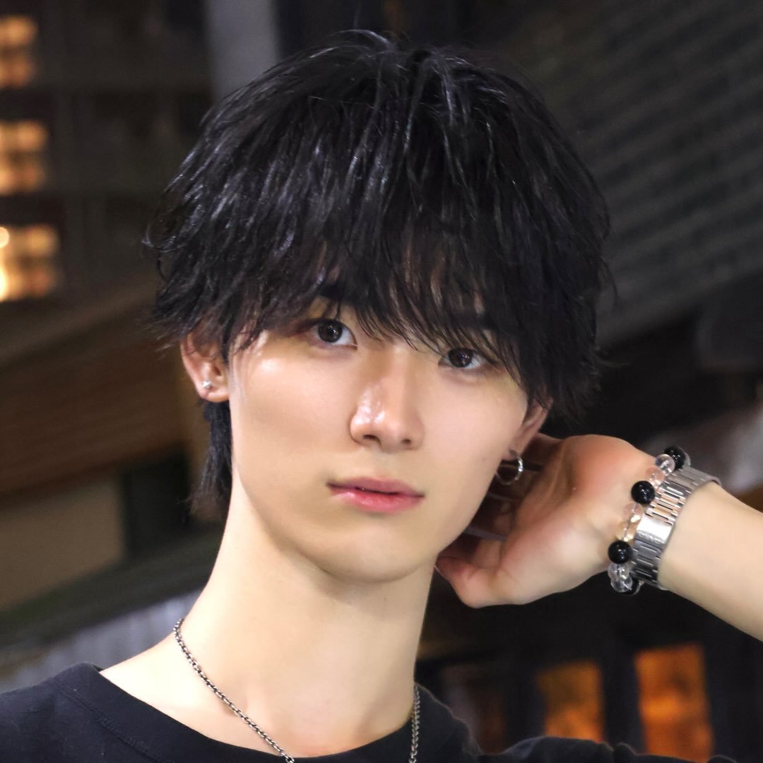 高寺 琉羽のプロフィール写真