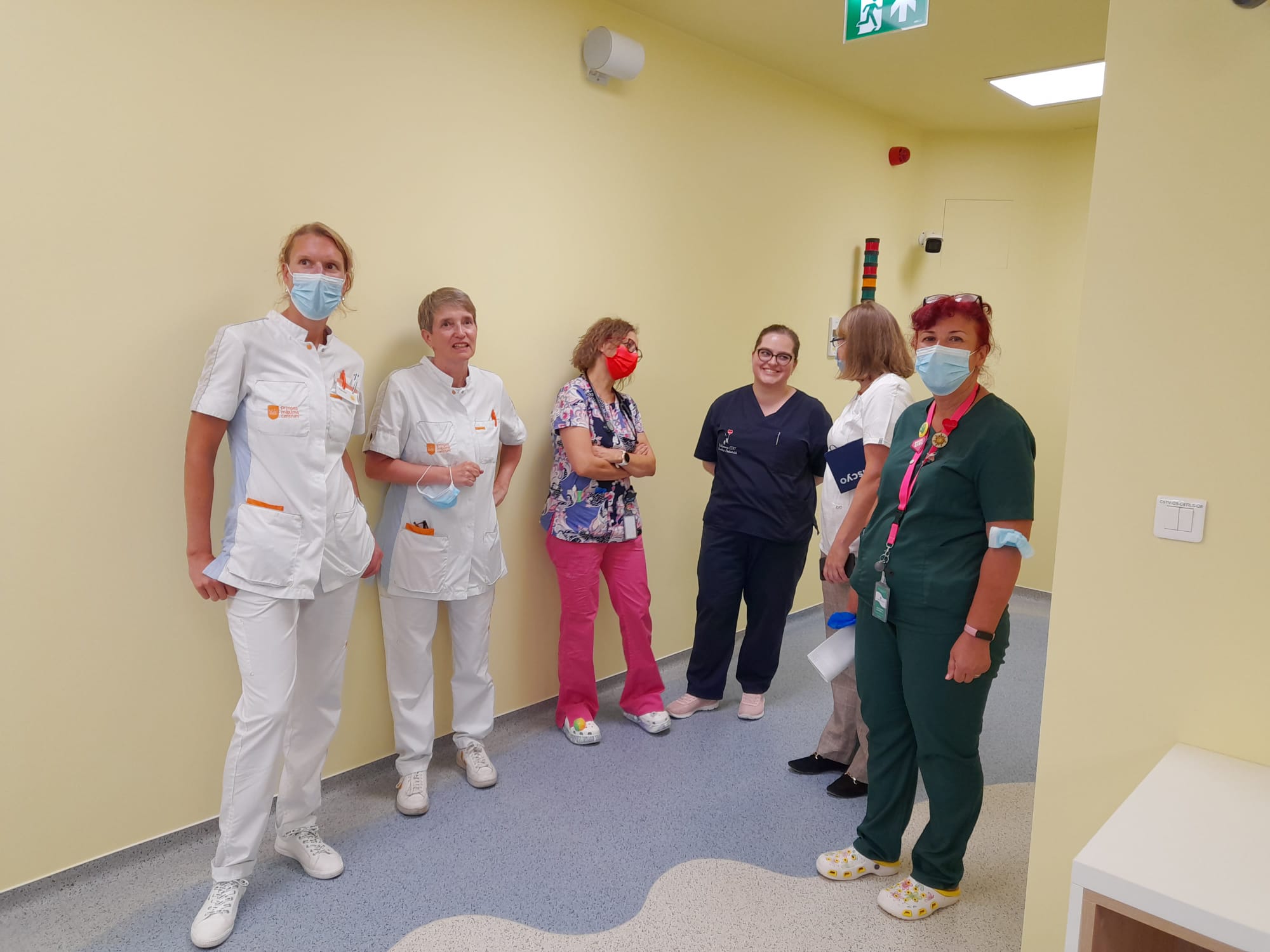 Renske, Linda, Martine și echipa de la Oncologie