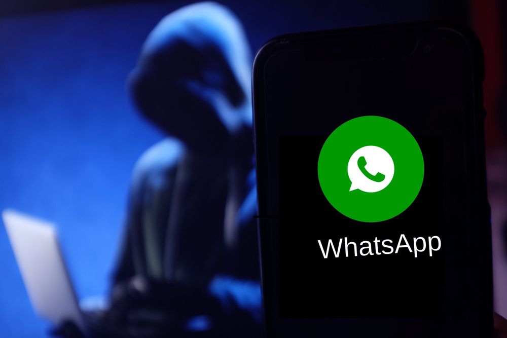 Твоят акаунт в WhatsApp може да бъде откраднат от всеки, който има телефонния ти номер! Какво може да направиш, за да го защитиш? 