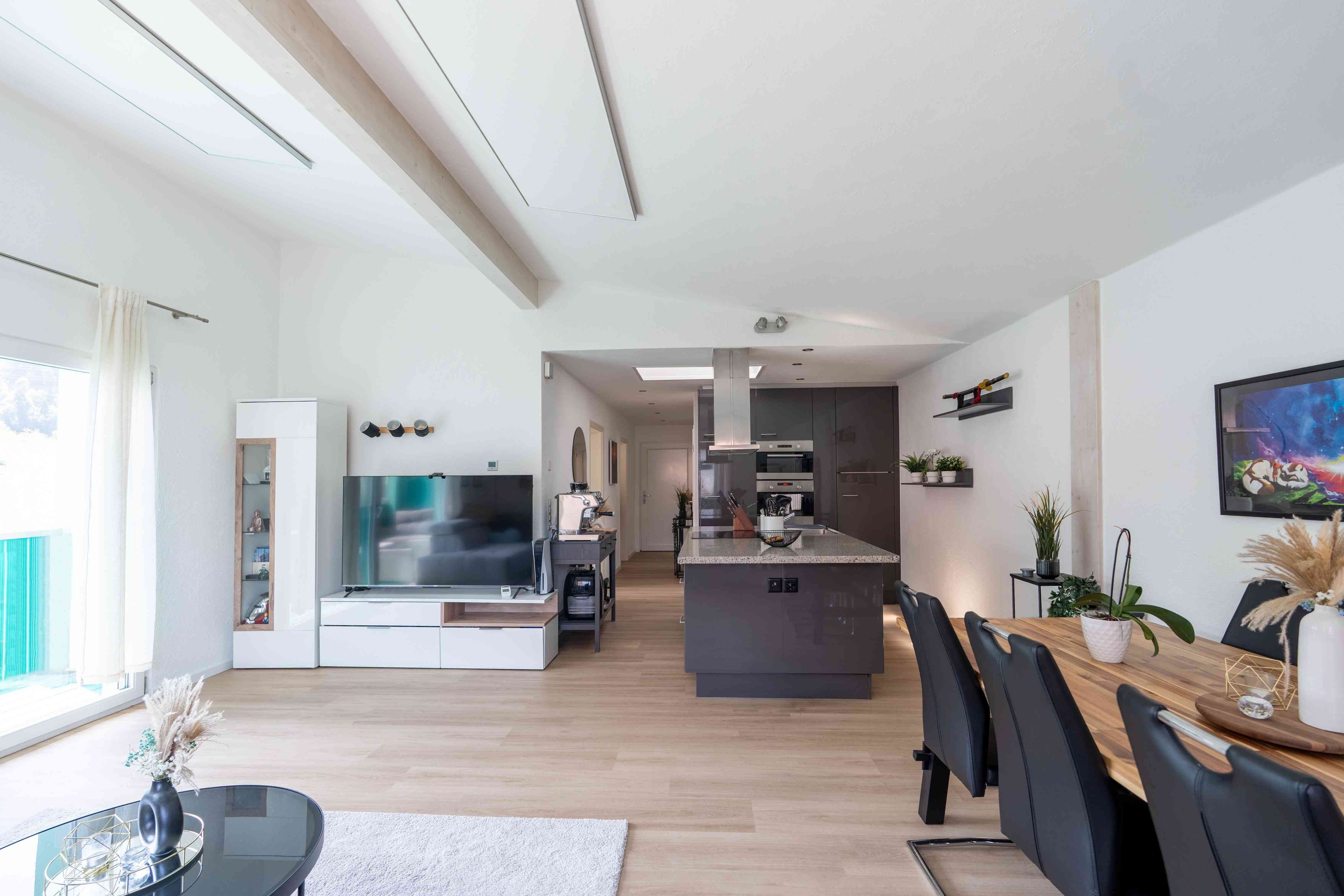 8 Rooms Mehrfamilienhaus in 5745 Safenwil  – Property Market by comparis.ch