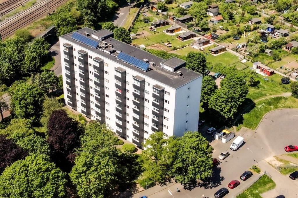 Bild 3: 2 Zimmer Wohnung mit geschl. Balkon in Köln-Weidenpesc...