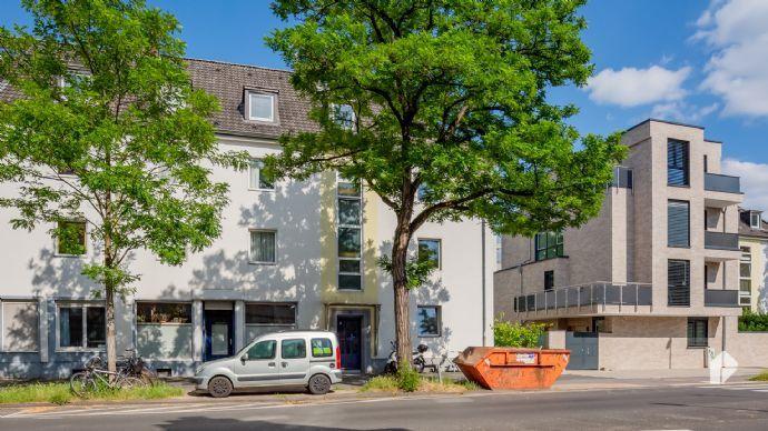 Bild 15: Großzügige 3,5-Zimmer-Maisonette-Wohnung mit Loggia und 2 Tageslichtbädern in Köln