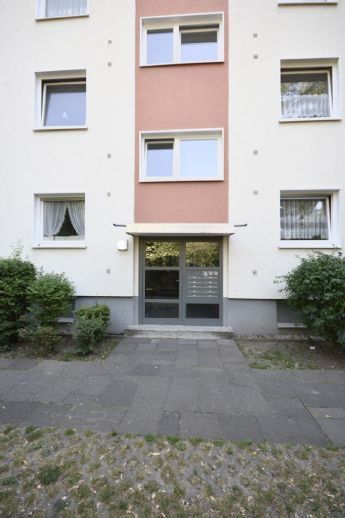 Bild 1: Helle 4-Zimmerwohnung in ruhiger Lage von Köln-Deutz zu verkaufen.