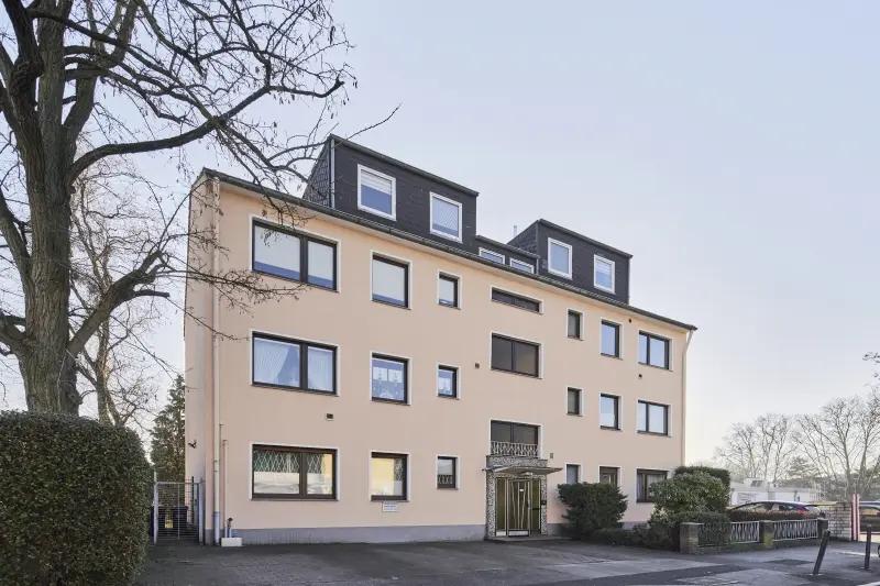 Bild 1: 3-Zimmer-Wohnung mit Südbalkon und Außenstellplatz in Köln-Mülheim