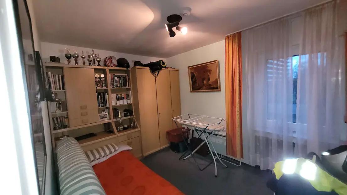 Bild 26: 90-qm EG-Wohnung, Rodenkirchen Rheinauen, Balkon, TG-Stellplatz, provisionsfrei