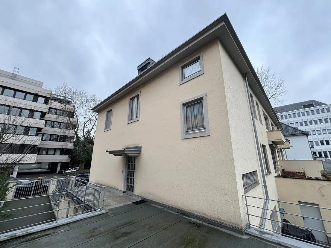 Bild 8: LEBENSQUALITÄT AM RHEIN – Stilvoller Altbau über 2 Ebenen in Top-Lage