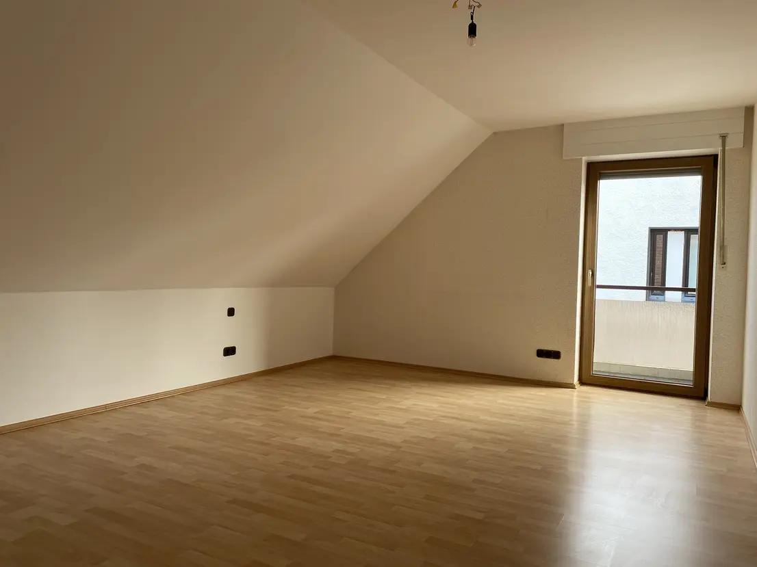 Bild 7: 5 Zimmer - 128 m² - Maisonette - wie 2 Wohnungen