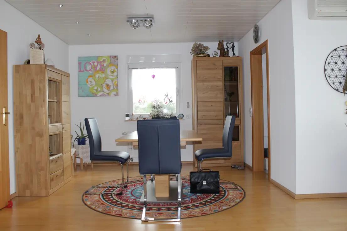 Bild 5: Hausmarke Immobilien  - Barrierefrei! Einzigartig schöne Eigentumswohnung mit leichtem Rheinblick