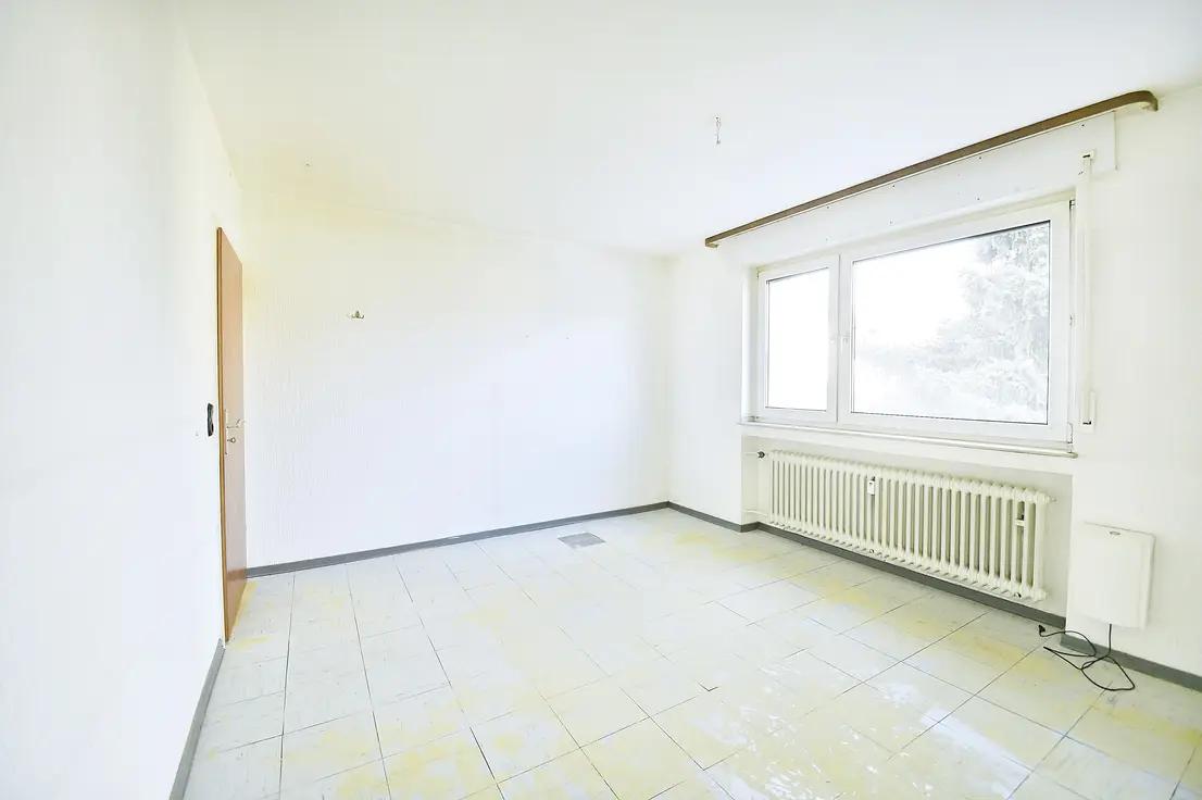 Bild 9: Großzügige 4-Zimmerwohnung mit Balkon in ruhiger Lage in Merheim