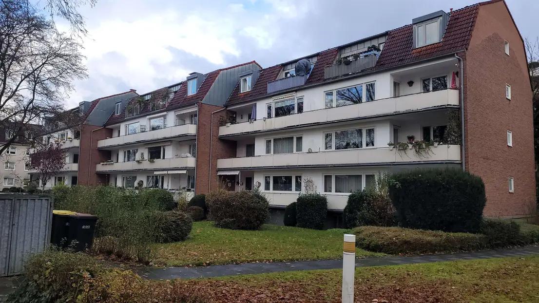 Bild 2: 90-qm EG-Wohnung, Rodenkirchen Rheinauen, Balkon, TG-Stellplatz, provisionsfrei