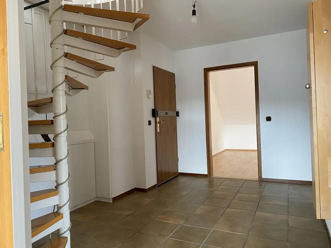 Bild 3: 5 Zimmer - 128 m² - Maisonette - wie 2 Wohnungen