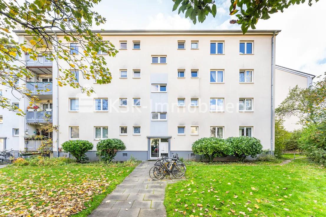 Bild 5: Moderne Erdgeschosswohnung mit Balkon in beliebter Lage!