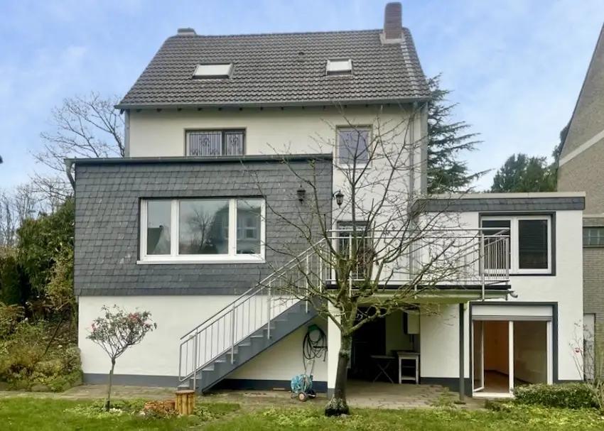 Bild 2: Einfamilienhaus mit besonderem Charme in Bocklemünd