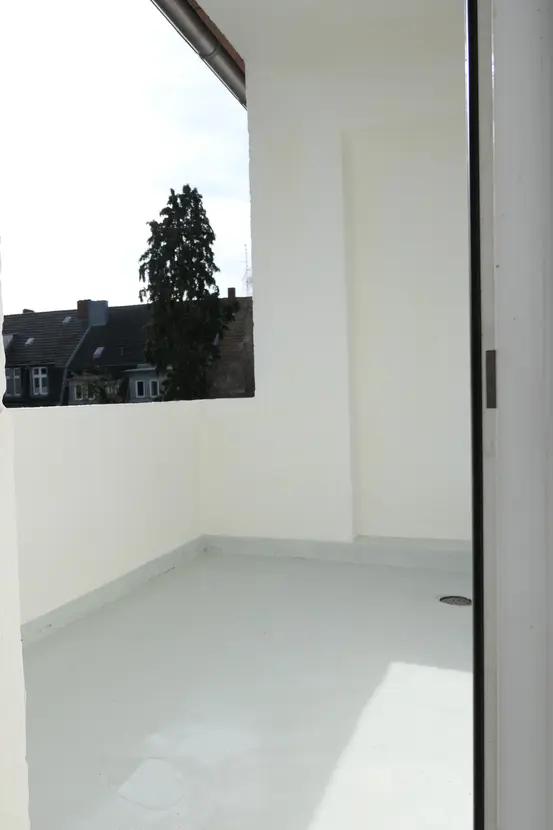 Bild 9: *citynah & parkverwöhnt* Ein schönes Zuhause: 3 Zi.+extragroße Küche+Loggia in ruhiger Veedelslage