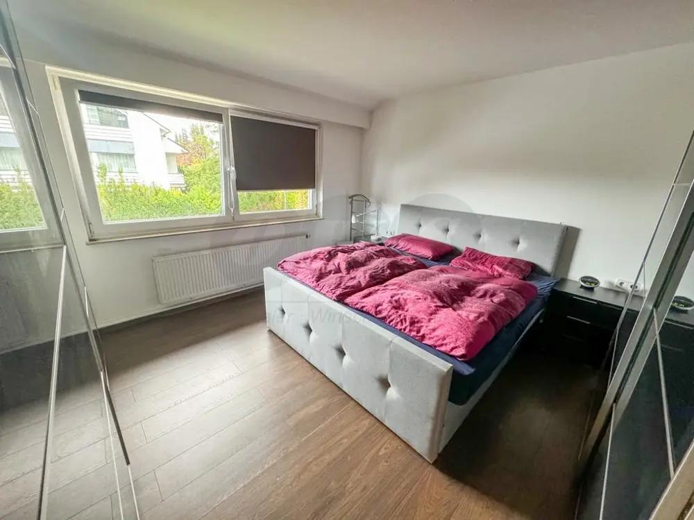 Bild 10: Strahlendes Wohnerlebnis in Köln-Rodenkirchen! Helle, geräumige 5-Zimmer Wohnung inkl. Garage.