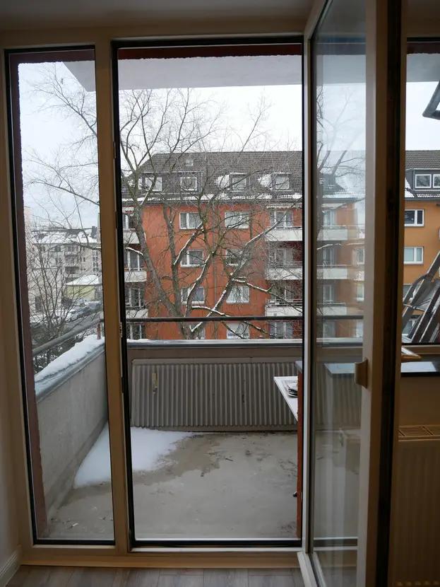 Bild 7: Erstbezug nach Sanierung mit Balkon: attraktive 3-Zimmer-Wohnung in Köln Weidenpesch ab sofort