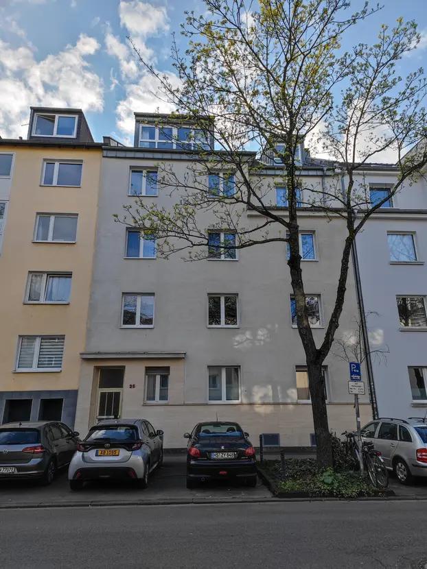 Bild 1: Sülz, 4 Zimmerwohnung mit Terrasse und Gartenzugang