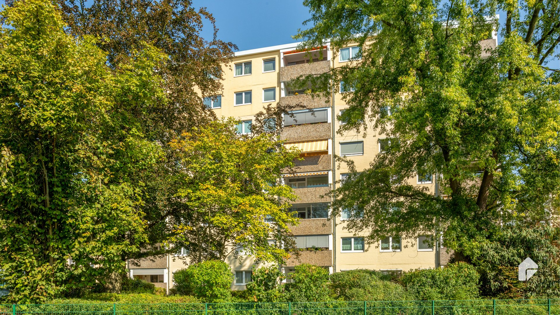 Bild 14: Schöne 4-Zimmer-Wohnung in Rheinnähe mit Balkon