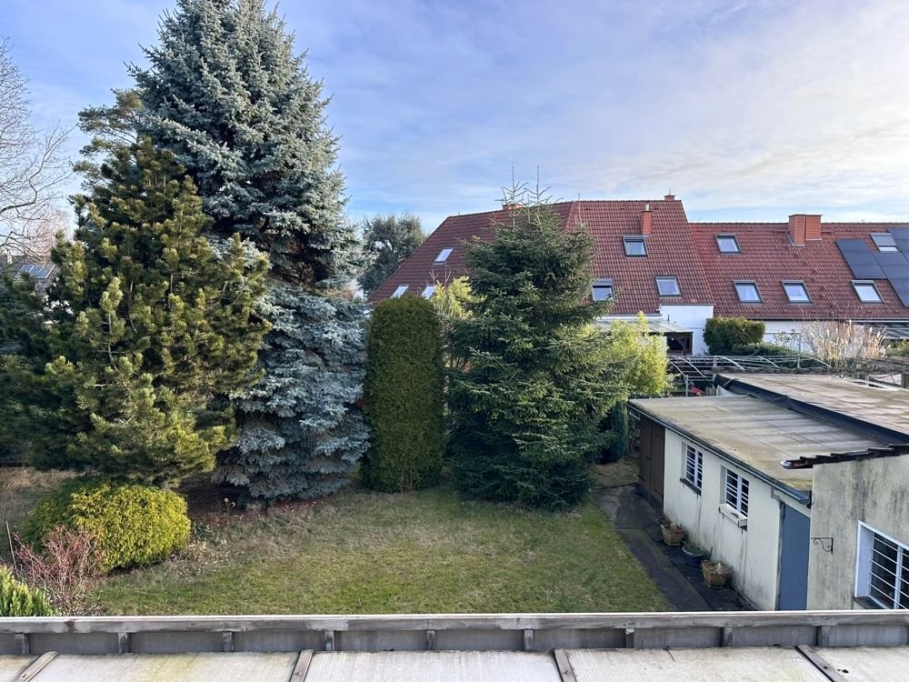 Bild 24: Zum Grundstückspreis: Freistehendes Einfamilienhaus  mit überdachter Terrasse und großem Garten!