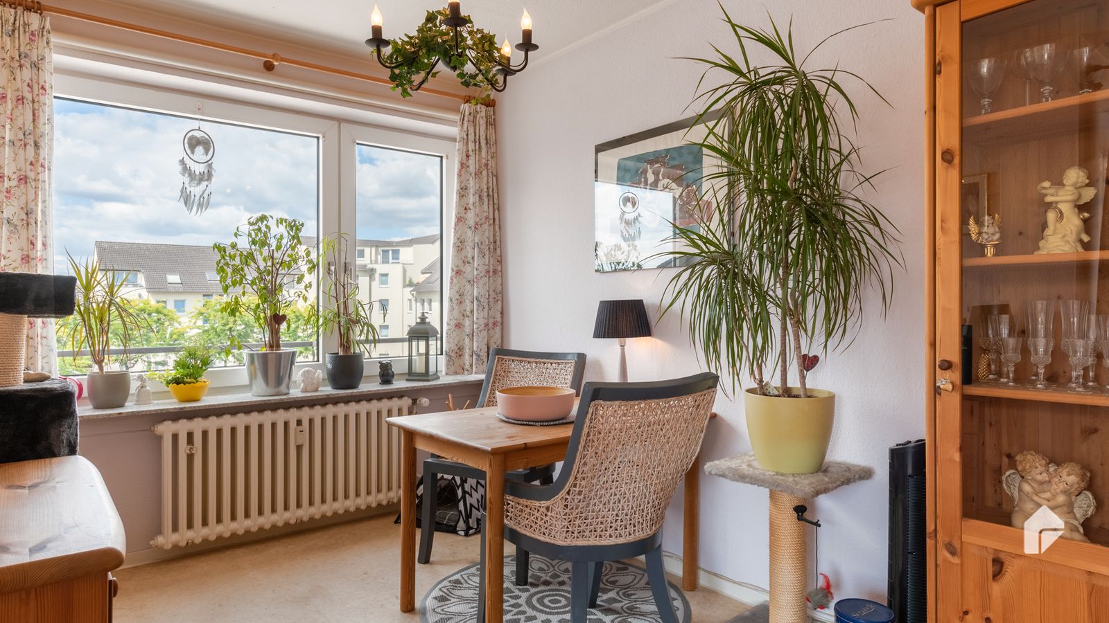 Bild 8: Ideal für Investoren! Großzügige 3-Zimmer-Wohnung mit Südbalkon in Köln