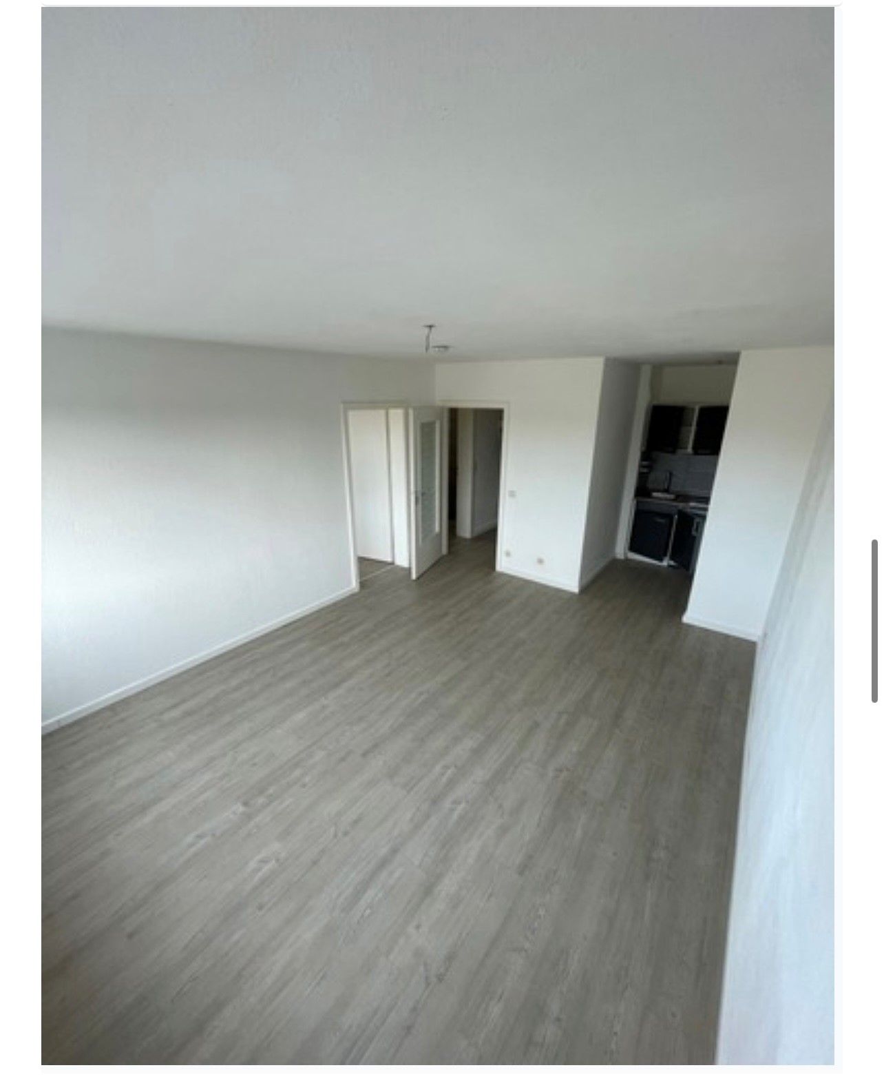 Bild 12: Modernisierte Eigentumswohnung in Köln 45 m² 2 Zimmer seniorengerecht barrierefrei 4.OG