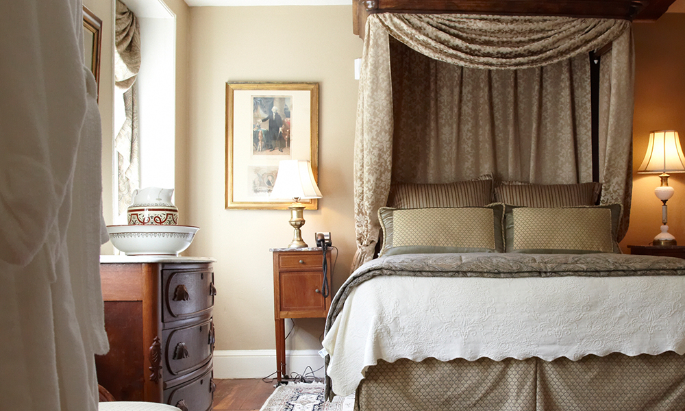 Home Black Bass Hotel