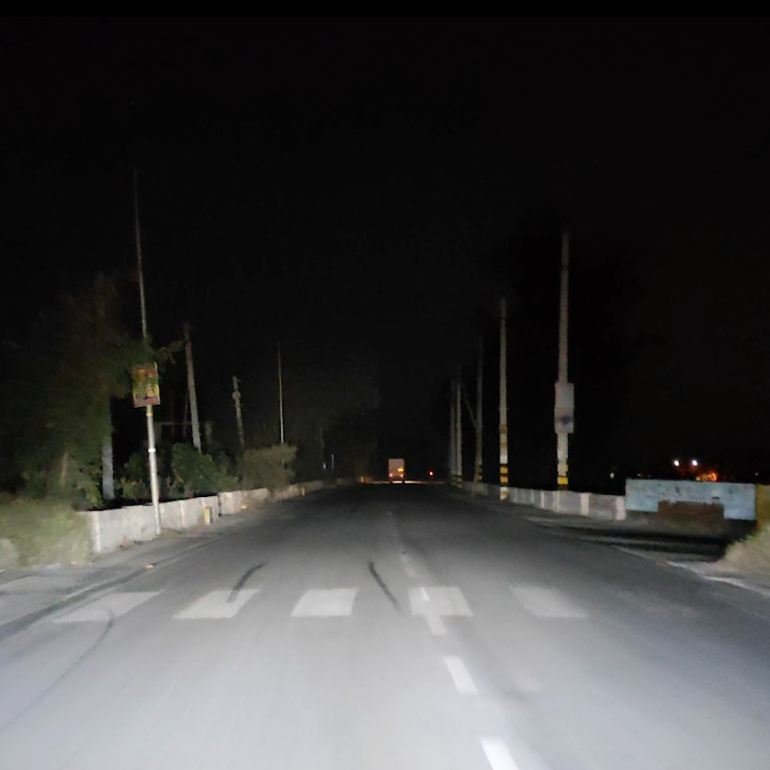 LED Bulb 120W road performance photo