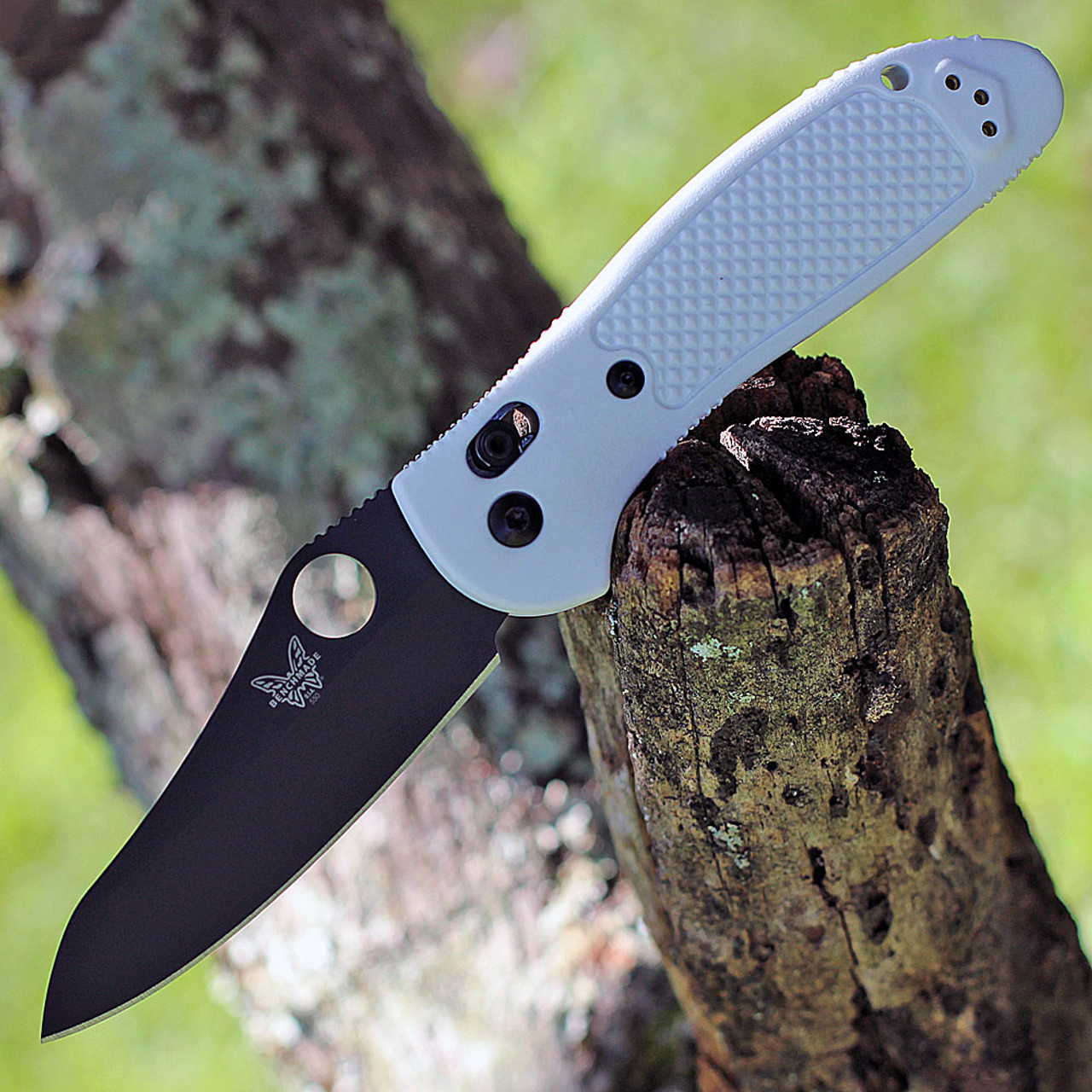 Benchmade Griptilian 550 BK 2206 White product image