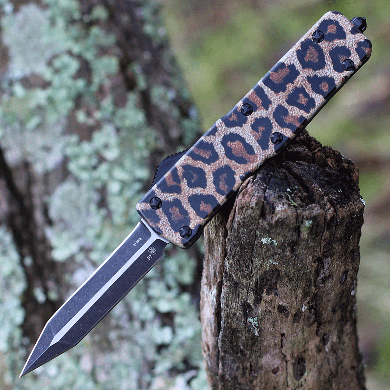 product image for Templar Lightweight OTF Black Dagger D2 - LPD 12 1