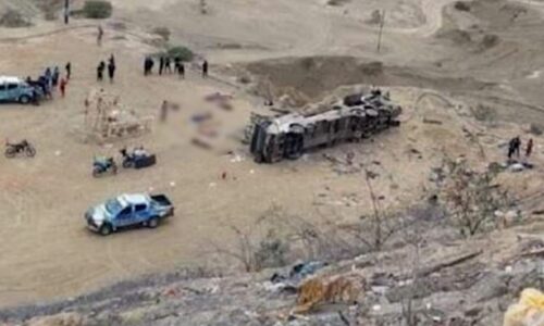 at least 24 dead by bus that fell into a ravine