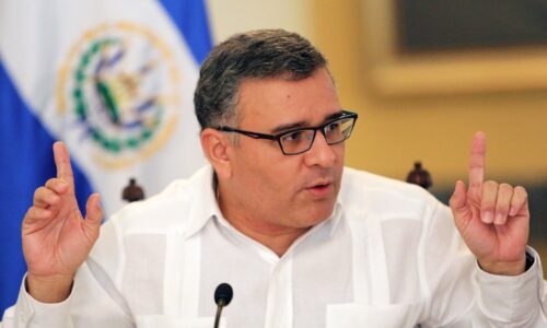 The justice of El Salvador will put former President Mauricio Funes on trial for alleged money laundering