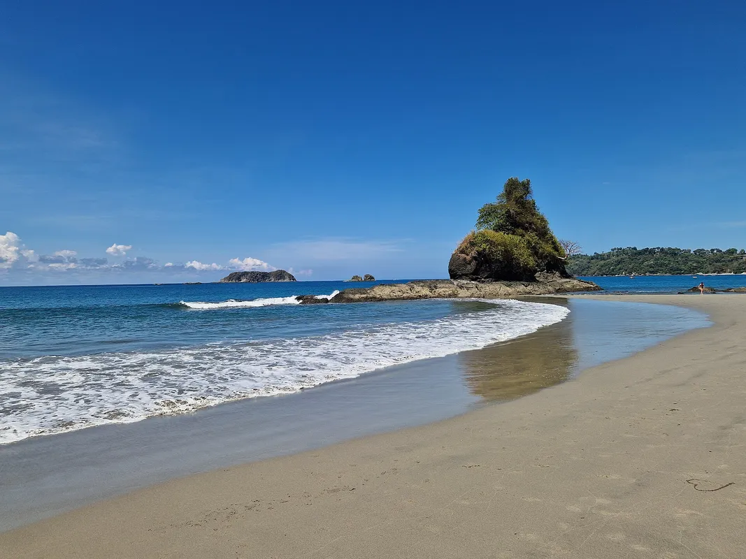 Coastal Beach Relaxation & Snorkeling Trip