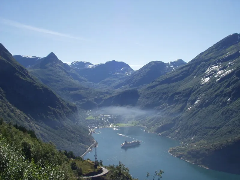 Experiencing Epic Mountain Drives & Viewpoints
