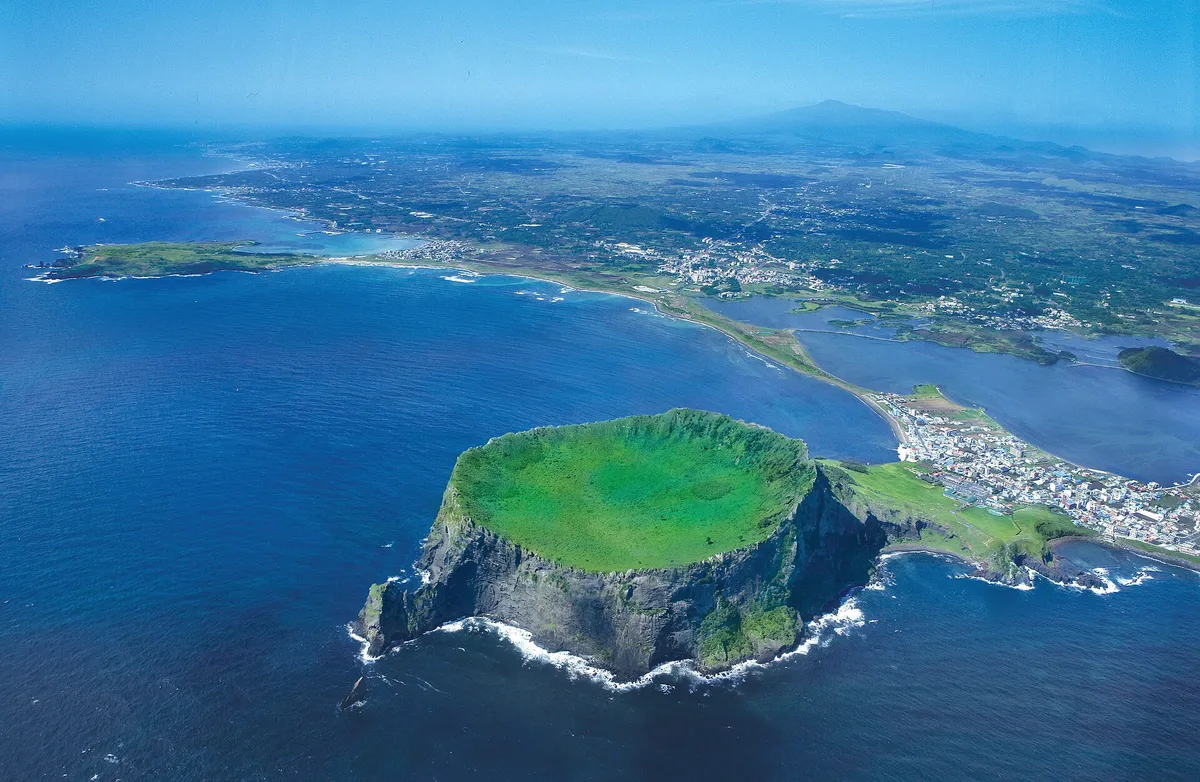 Experience the Scenic Nature of Jeju Island
