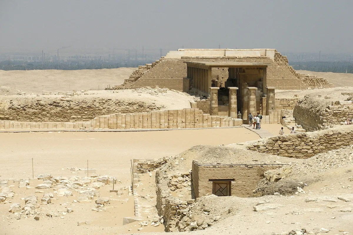 Uncovering Early Dynastic Necropolises