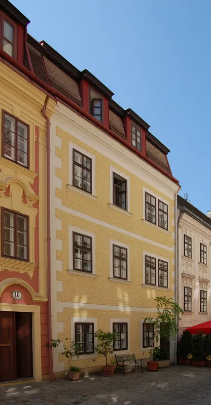 A Historic Viennese Neighborhood Walk